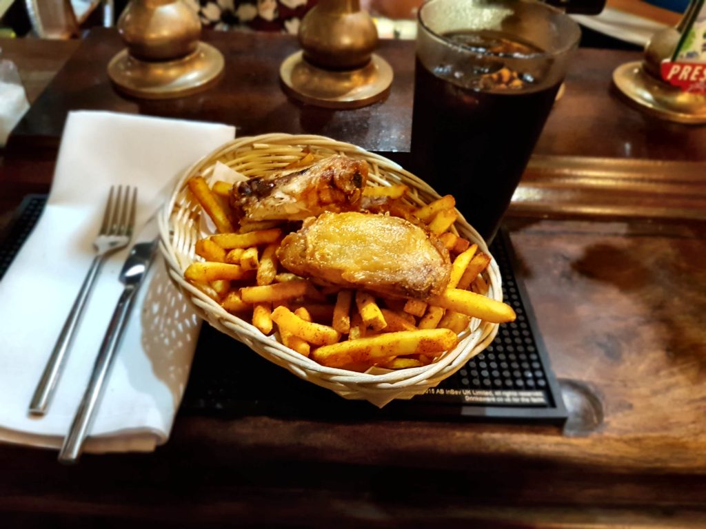 Bar snacks - Chicken and chips